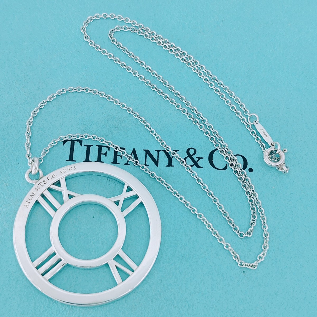Tiffany LARGE Atlas Open medallion Circle Pendant Necklace