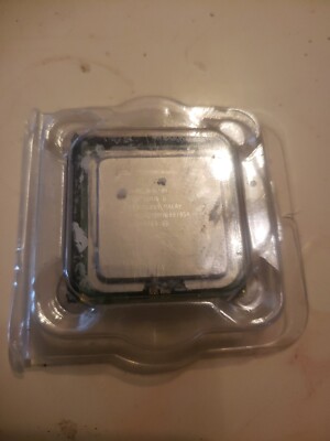 Intel Pentium D 828 SL8CP Dual-Core 2.8GHz/2M Socket LGA775 