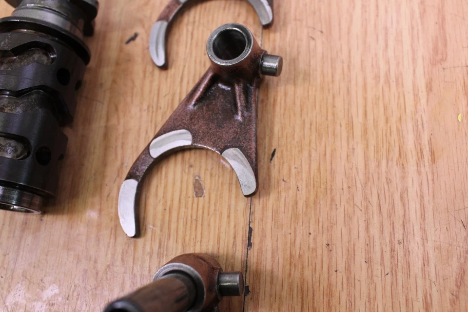 Tambor de cambio y horquillas KTM 550 MXC 1995-1996 Foto 3 de 4