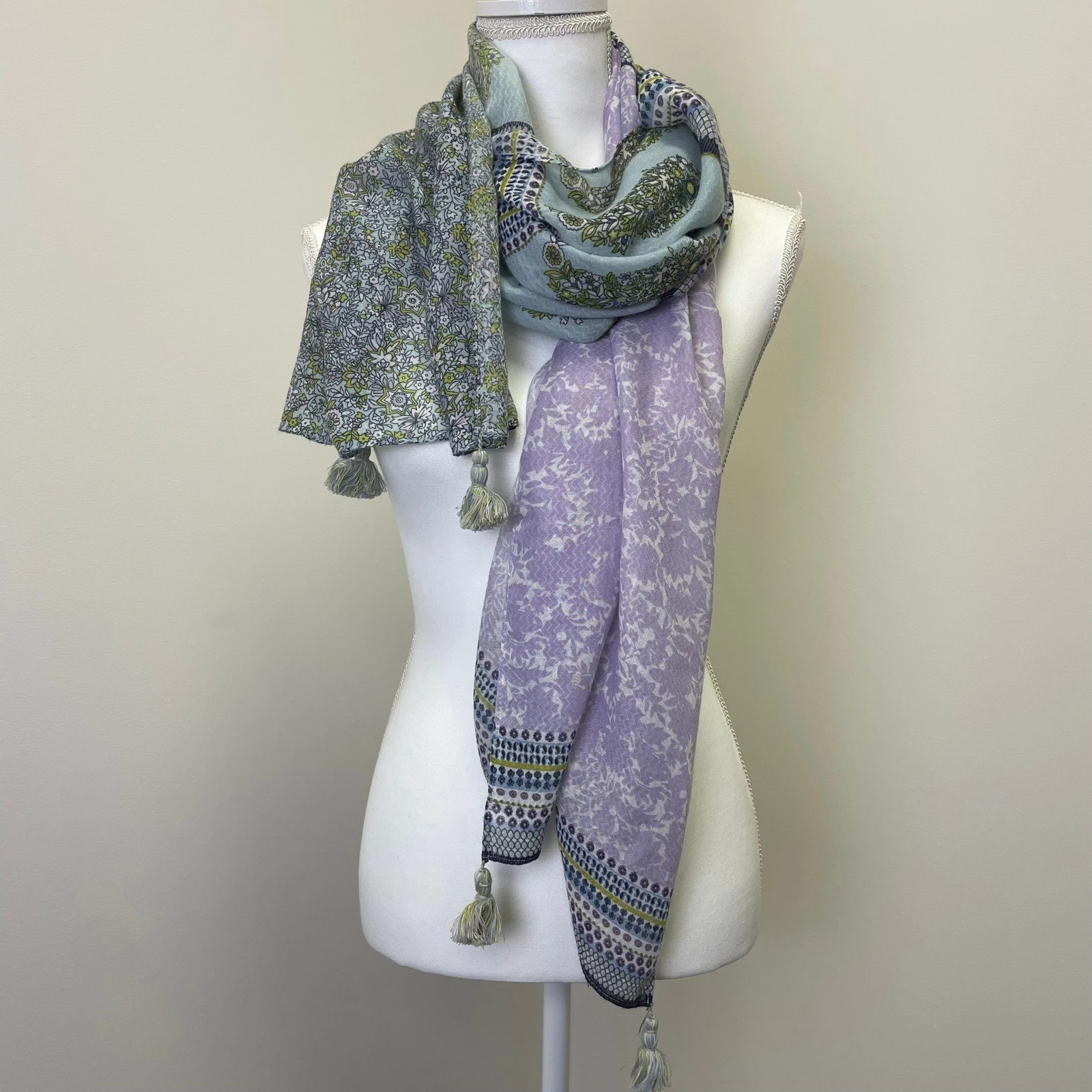 J. Jill Women Lavender Floral Geometric Tassel Scarf 24''x72''Lightweight Boho