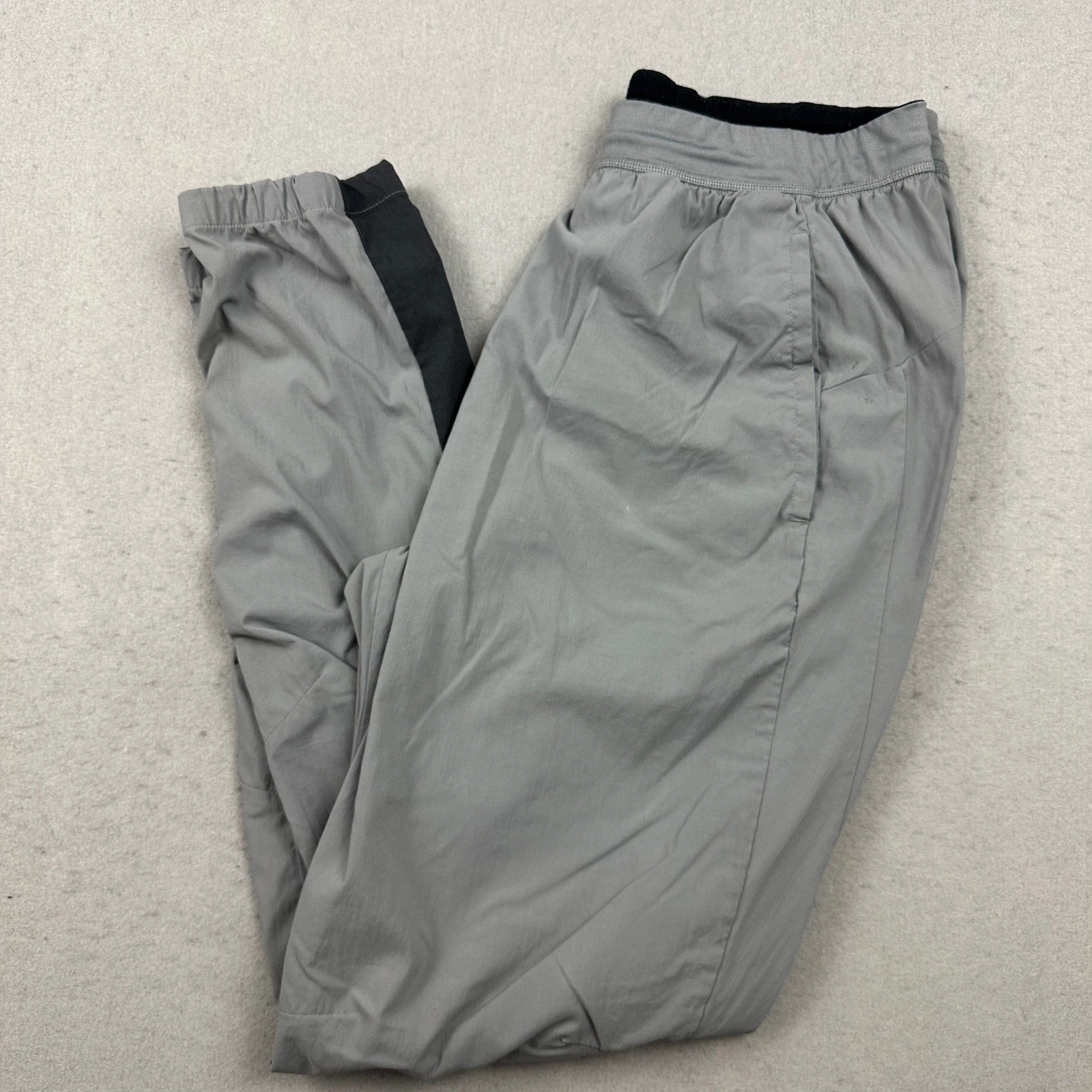 Adidas Pants Men Large Grey Any Day Lightweight Windbreaker Jogger Track L *