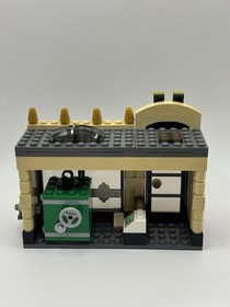 LEGO Two-Face Truck From DC Super Heroes Set 6864 The Two-Face Chase INCOMPLETE