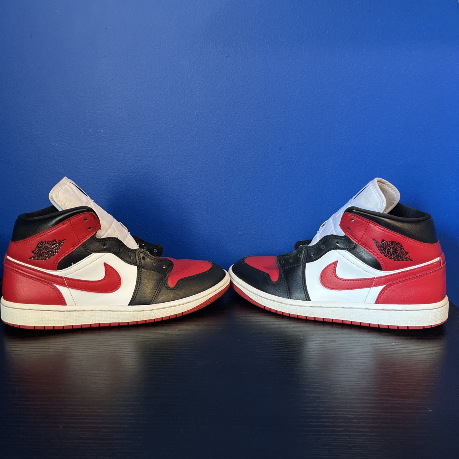 Nike WMNS Air Jordan 1 Mid "Black/White/Gym Red" BQ6472-079 Size9.5 thumbnail 2