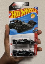 Hotwheels Mercedes Amg Petronas F1 Team J Case 2025 164th Diecast Car Lot Of 2 Hotwheels Mercedes Amg Petronas F1 Team J Case 2025 164th Diecast Car Lot Of 2