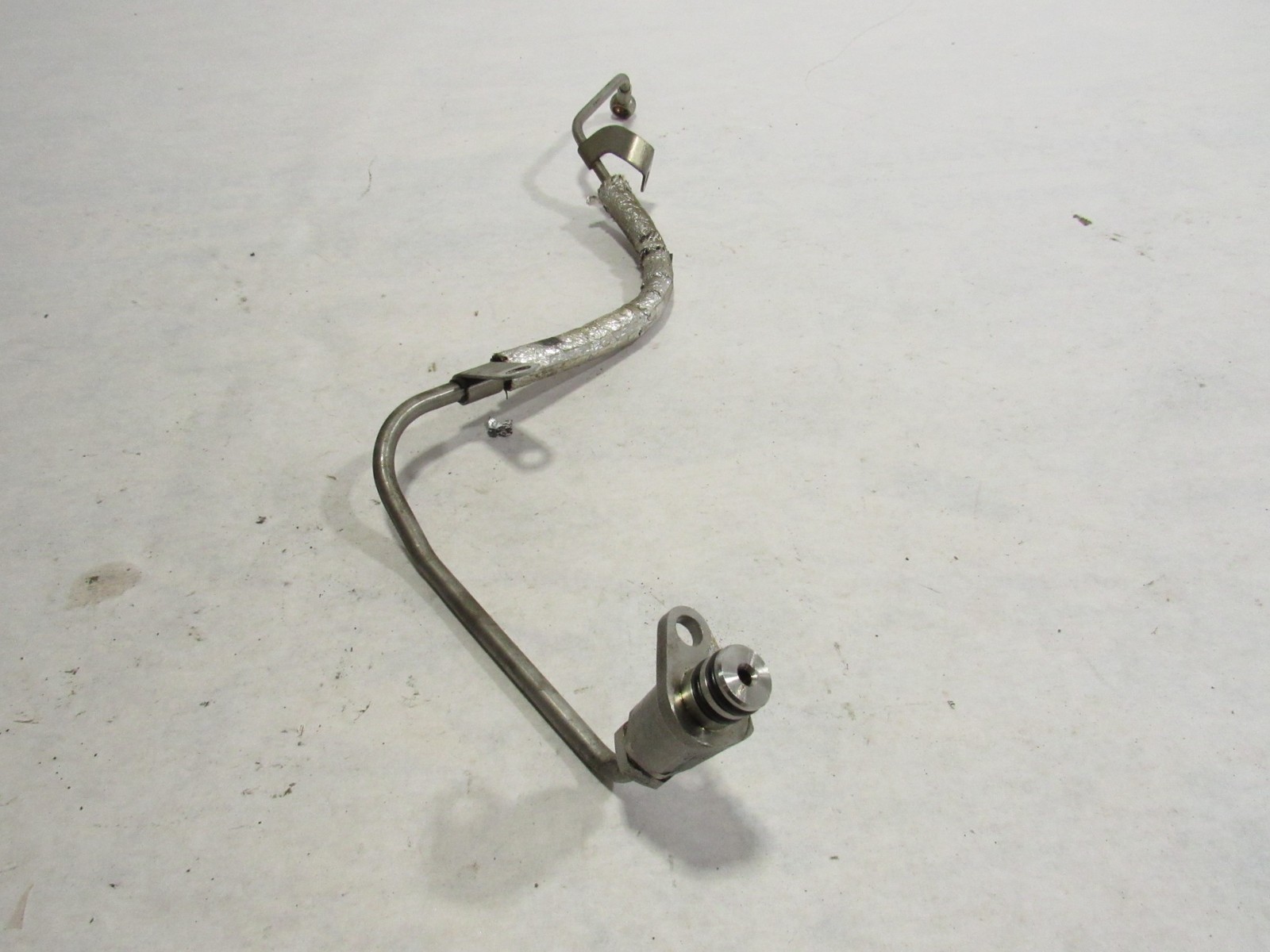 15-19 Ferrari 488 Spider 2017 Left Driver Oil Delivery Hose Pipe Line Tube ;@2