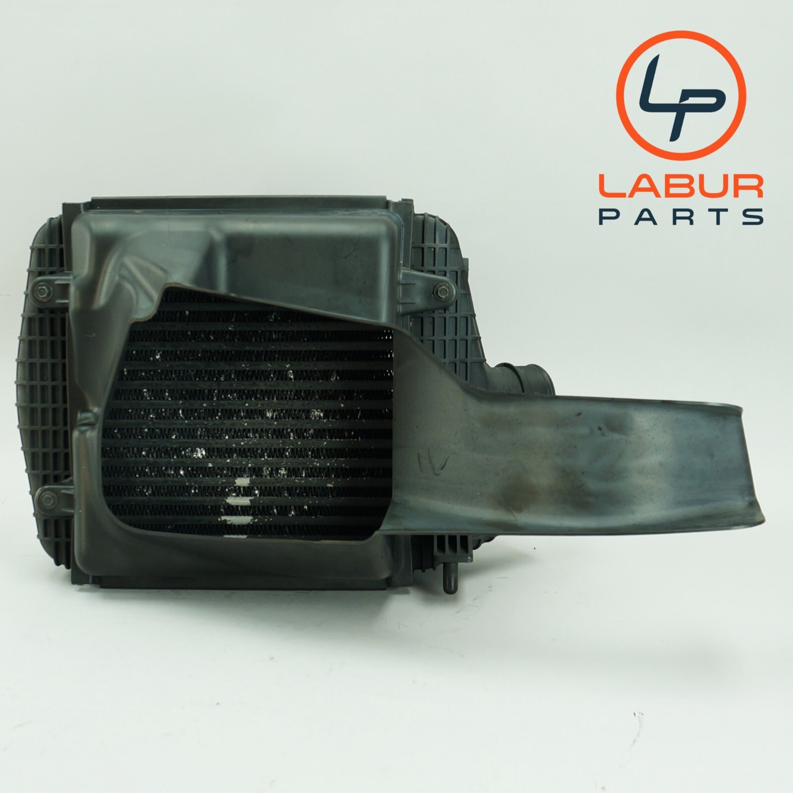 M157 14-17 Maserati Ghibli Front Right Side Turbocharger Intercooler & Duct 5660