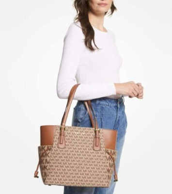 Michael Kors  Damen Tasche Bag VOYAGER EW TOTE beige/ebony