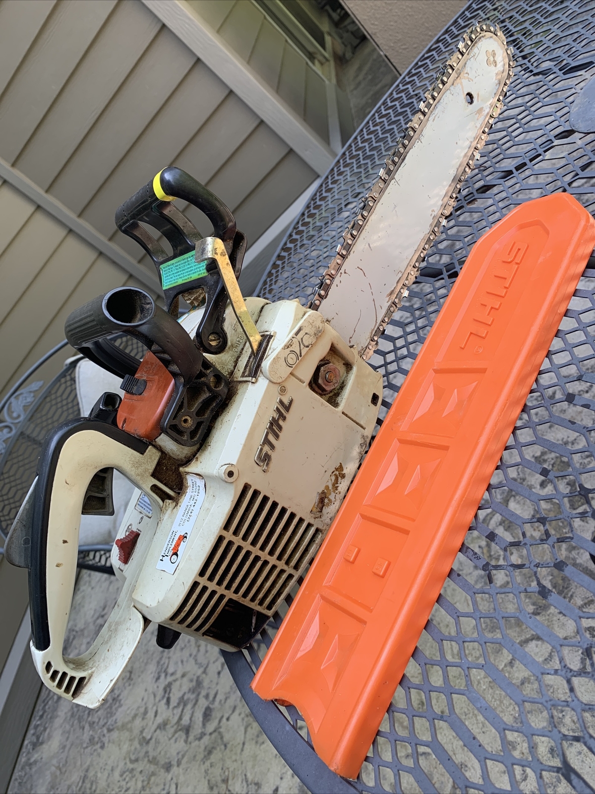 Image of Stihl 009 chainsaw from Best Buy