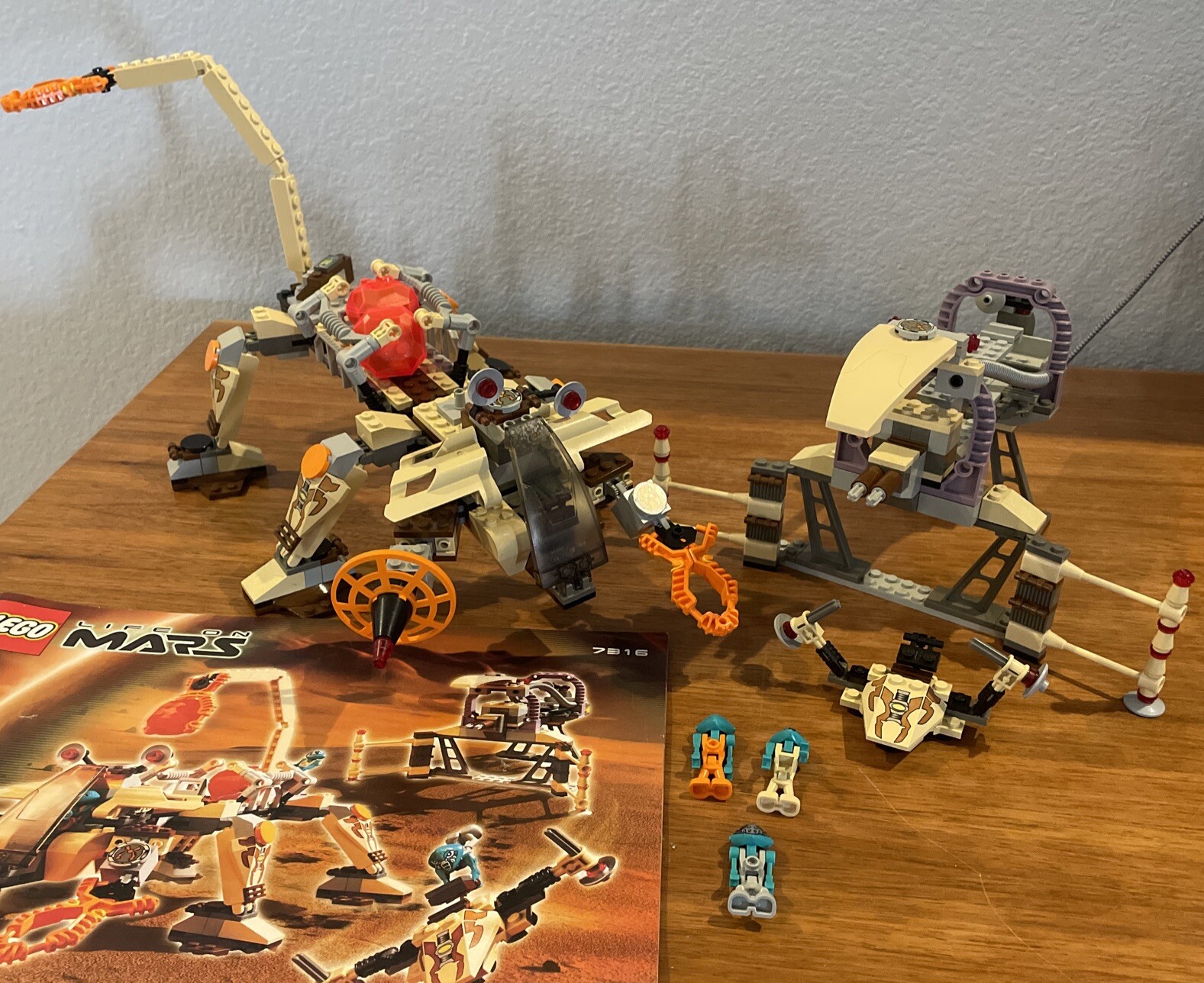 Picture 2 of 24