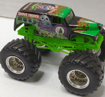 ホットウィール GRAVE DIGGER 1/18 Hot Wheels Monster Jam Flag