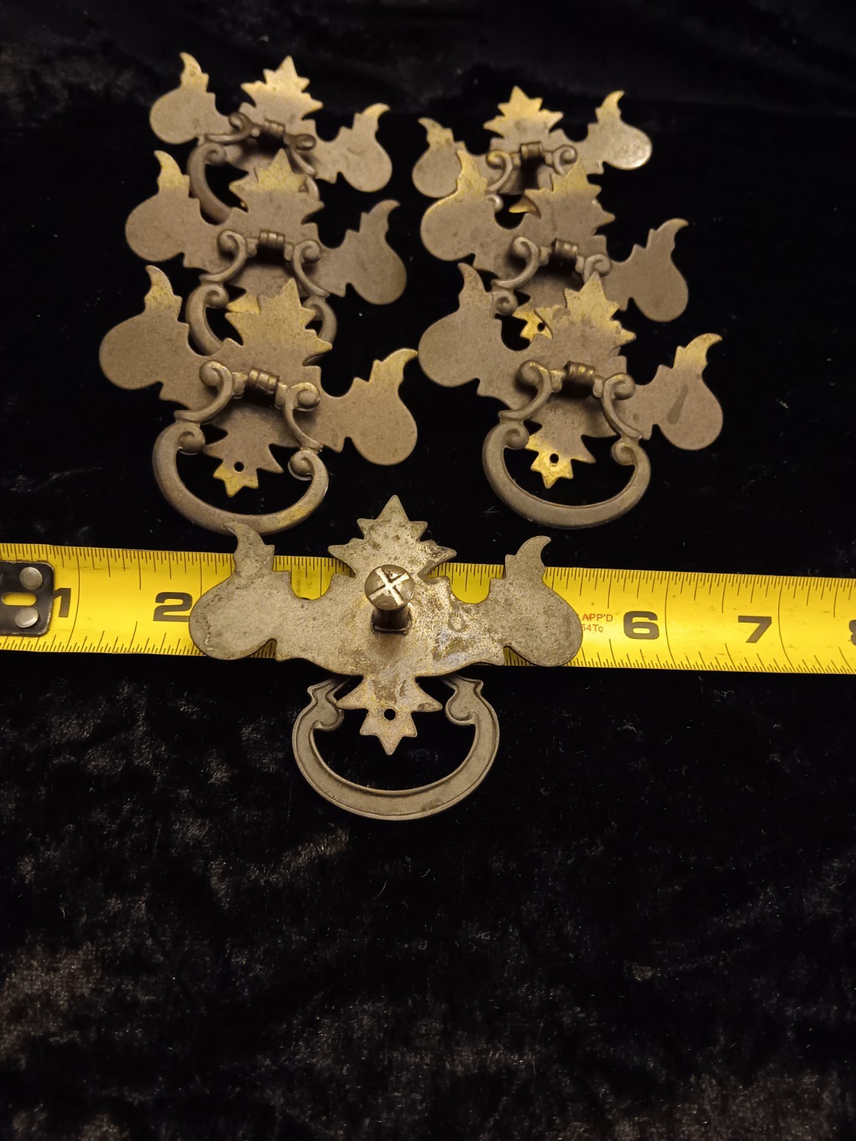 Vtg 7 Small Thin Single Screw Reclaimed Gold Metal Batwing-style Handles Pulls