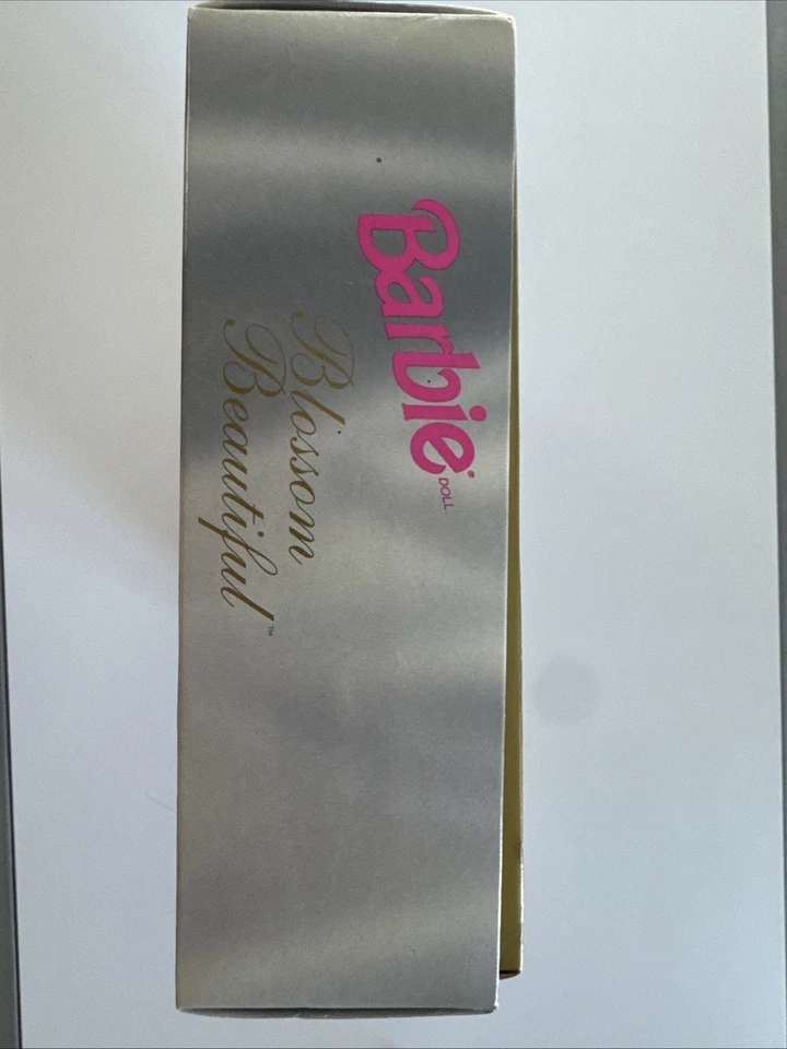 Boneca Barbie Blossom Beauty 1991 edição especial Mattel 3142 NRFB - Imagem 4 de 4