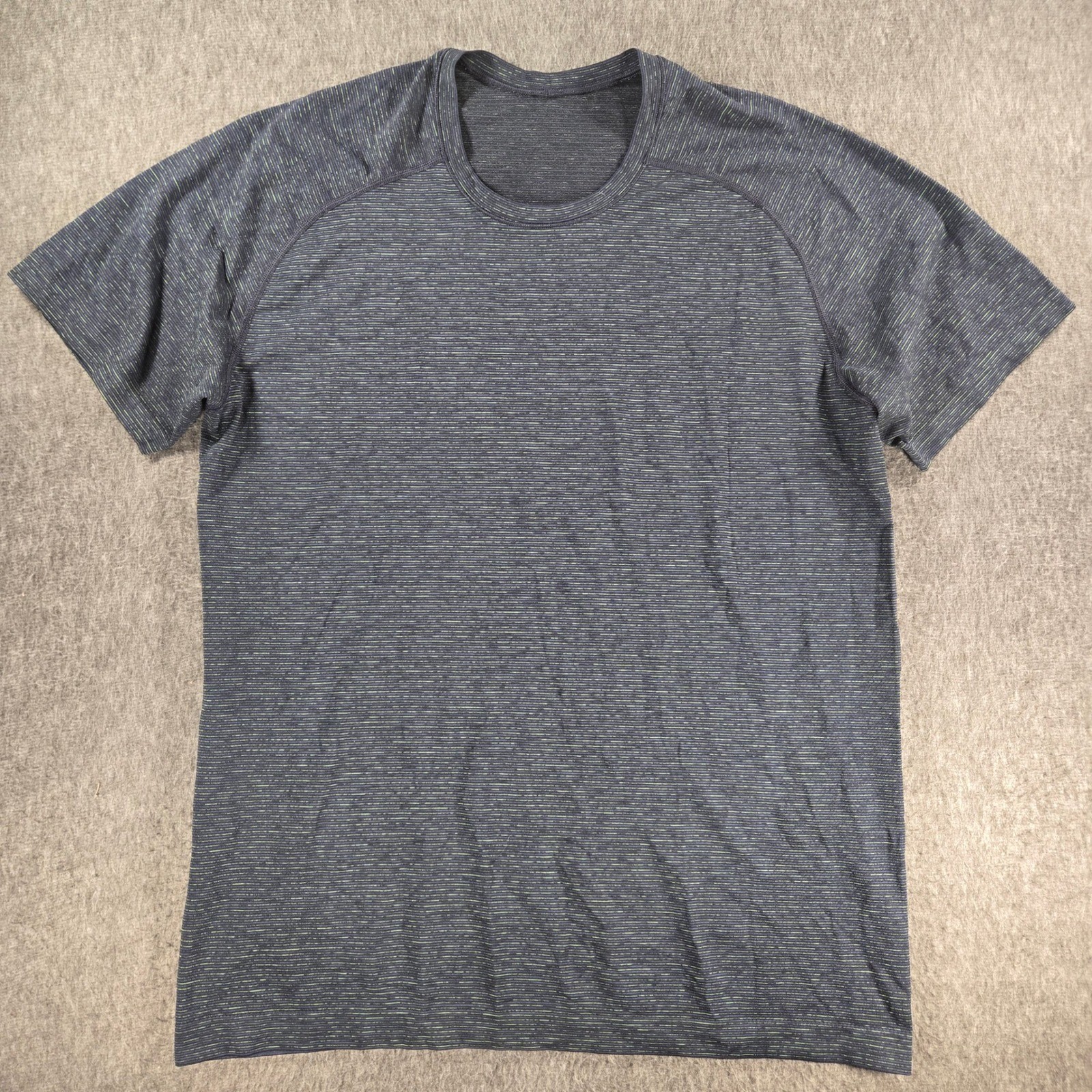 Lululemon Mens Metal Vent Tech Short Sleeve Shirt Size L Blue Lime Stripe Active
