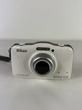 Nikon Coolpix S32 13.2MP Waterproof Digital Camera No Power
