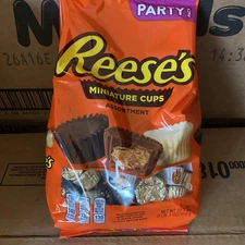 Reese’s Miniature Cups 32.1 Oz Bag 