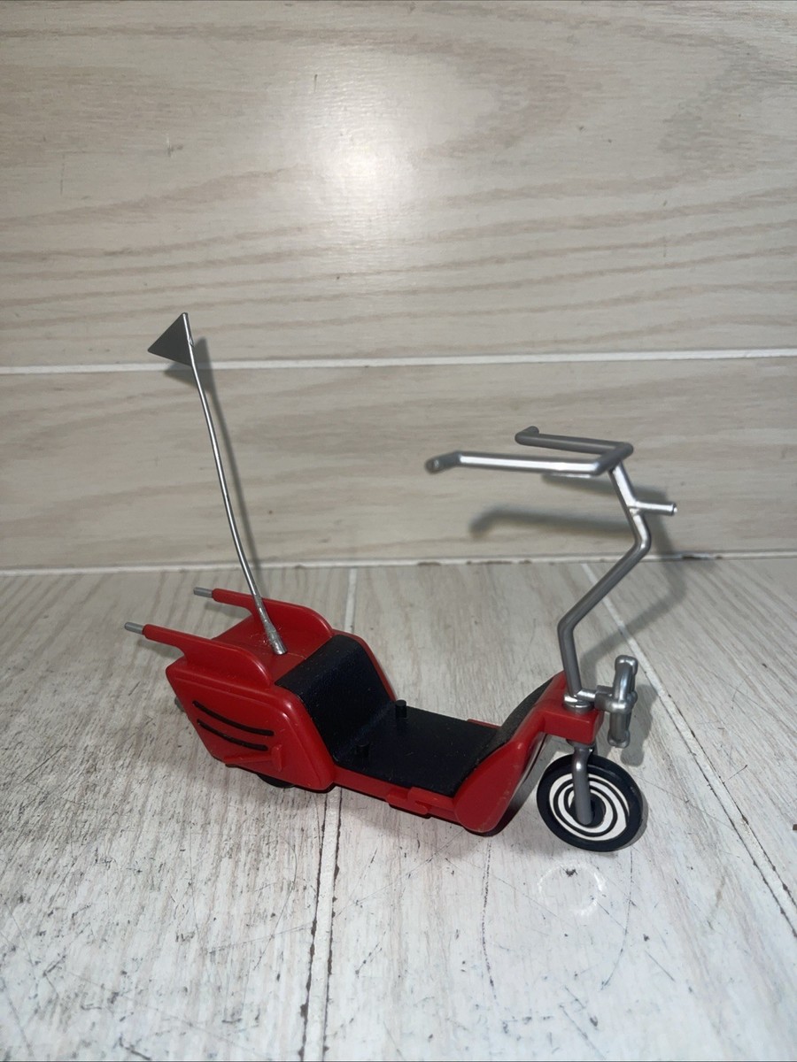 Matchbox Pee Wee Herman Scooter w/Flag Miniature Herman Toys Vtg