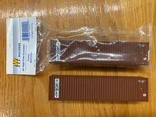 HO scale  Walthers  40' High Cube Container - Crowley - single