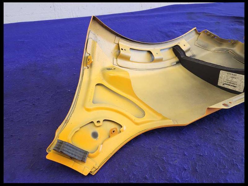 2012-2015 Mclaren mp4-12c Passenger Right RH Front Fender Body Part Paint Orange