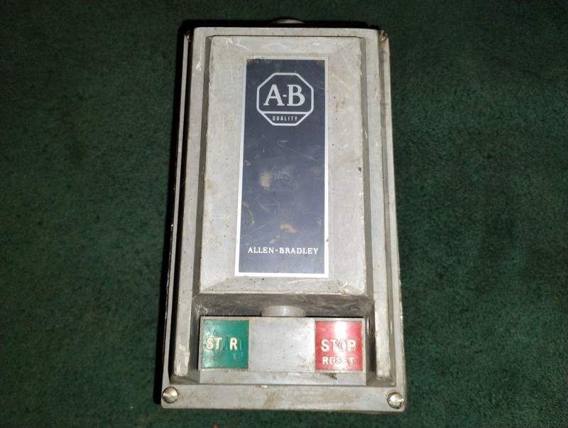 Allen-Bradley 3 phase starter switch 609-ACW Type 4X Series H Size 0 Untested 