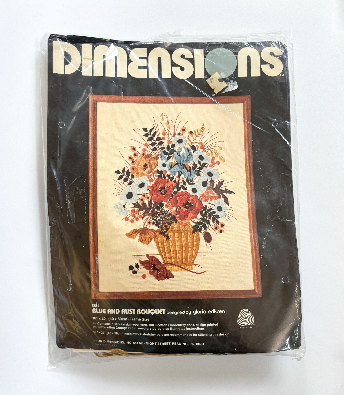 Vintage Dimensions Crewel Embroidery Kit BLUE AND RUST BOUQUET 16"x20