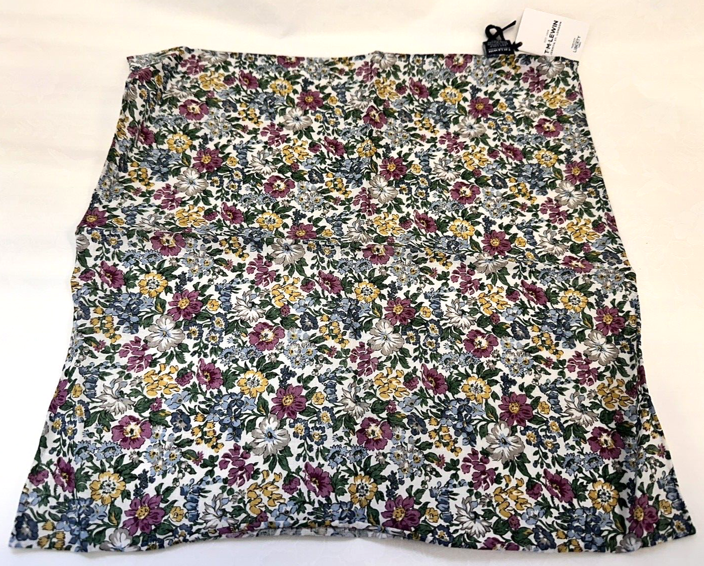 NEW! TM Lewin white floral Liberty fabric Honeydew Augusta pocket square