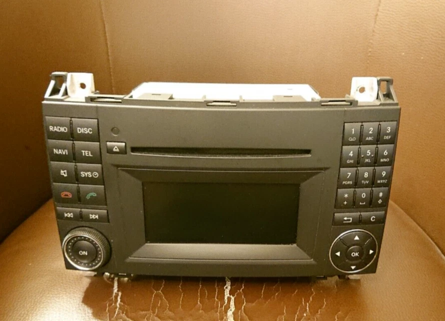 Mercedes W169 W245 W906 Sprinter Navi Navigation Audio 50 APS A1699060600 BD0830 - Bild 2 von 4