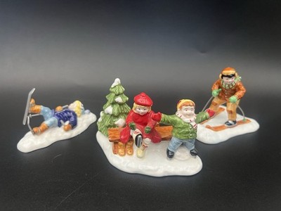 Dept 50 Set of Skiers 3 Ceramic pieces in original box Retired in 2001