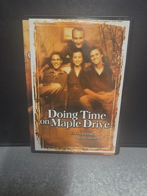 Doing Time on Maple Drive RARE OOP DVD 1992 Jim Carrey Lori Loughlin, Very Good 