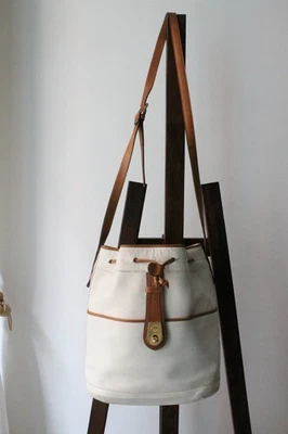 Lancel sac à main modèle seau en cuir blanc et marron - Photo 1/4