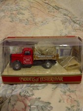 Matchbox Yesteryear Y63 Bedford Type KD Truck George Farrar Y63-1 Base Issue 2