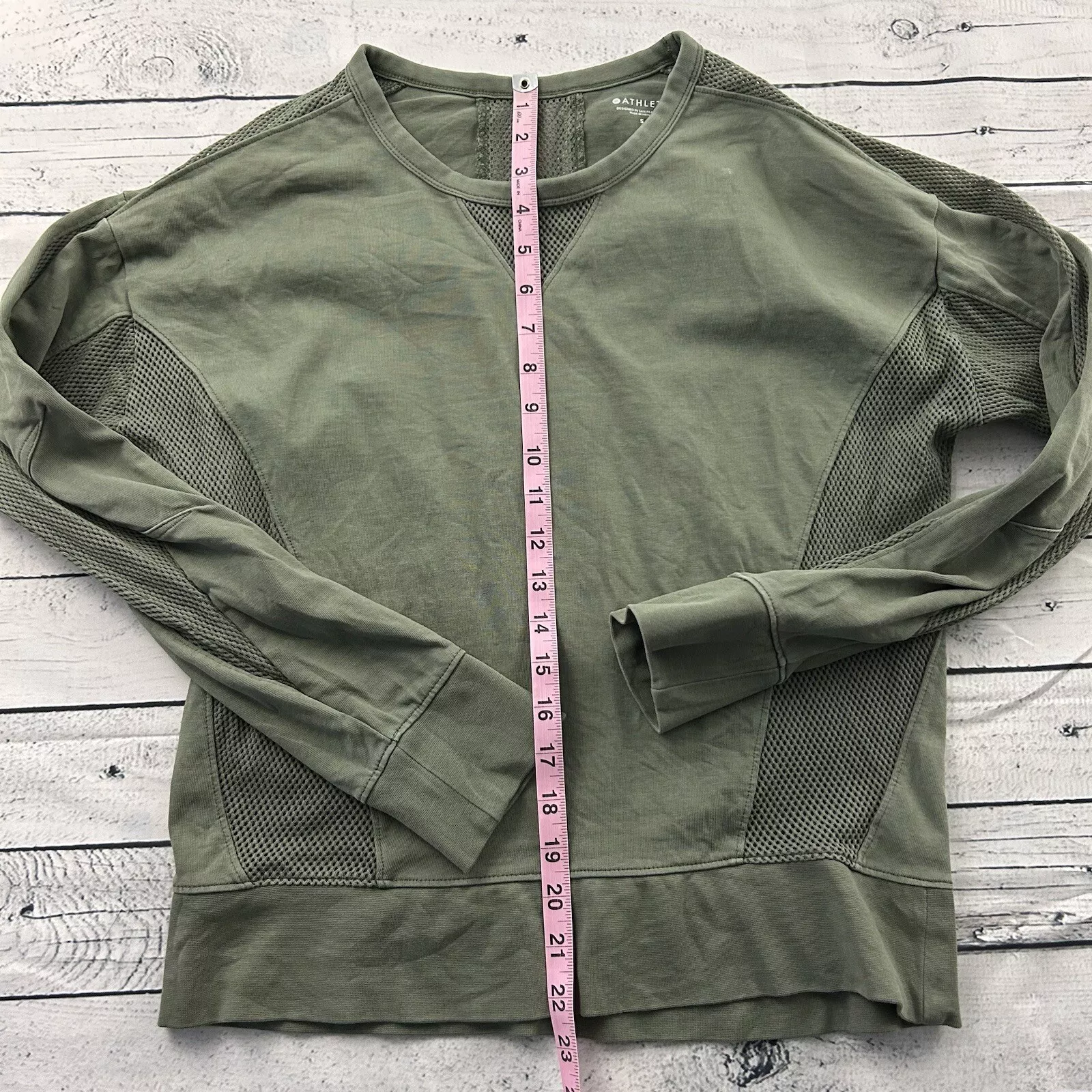 athleta crewneck pullover top army sweatshirt