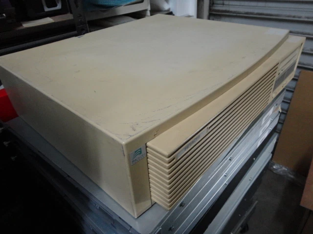 HP Visualize HP C200 4x32Mb, 2x4Gb Hdd, CDRom NoVideo A4318A A4125A - Image 2 of 4