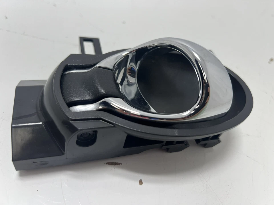 2014-2016 Nissan Versa Note Passenger Front Interior Door Handle Oem Used Foto 4 de 4