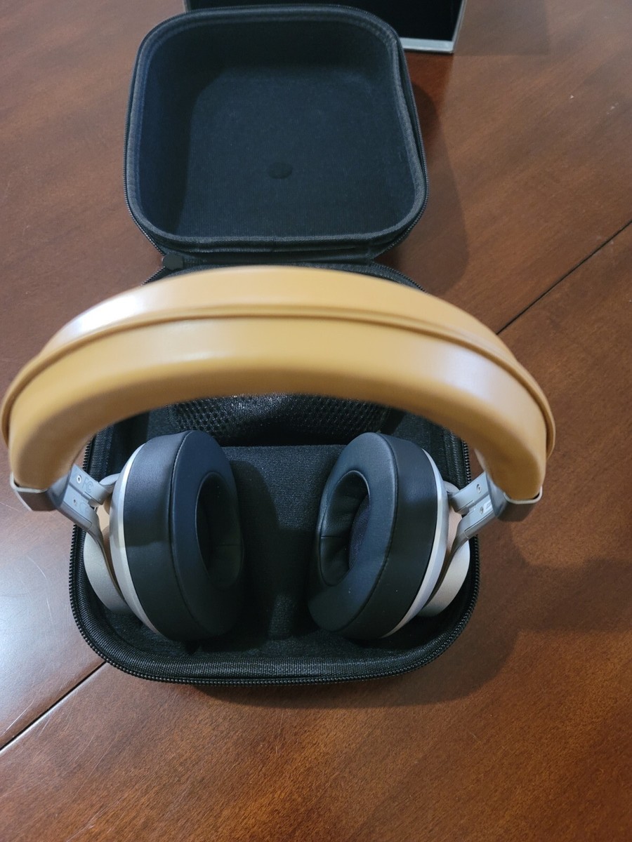 フェラーリ 公式ヘッドホン Logic3 T350 ノイズキャンセリング Logic3 Ferrari Cavallino Collection T350 Noise Cancelling