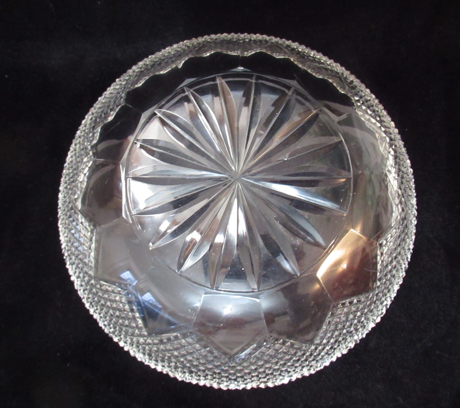 Vintage Diamond cut Crystal Bowl Delicate Sawtooth Edge 7"