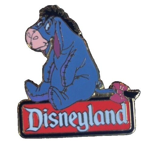 Disney Disneyland 45th Anniversary 5 Pin Boxed Set 45 Years of