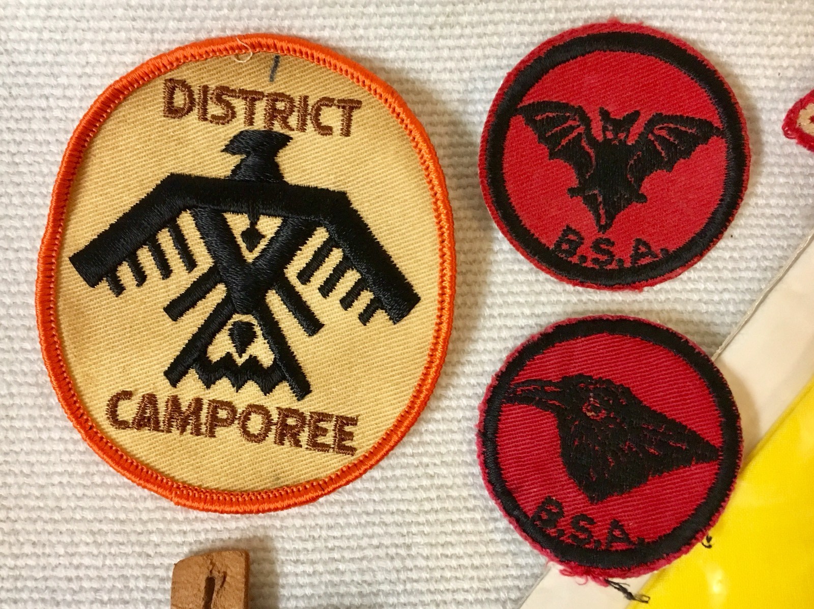 BOY SCOUT CUB SCOUT BADGES PATCHES MEMORABILIA LARGE LOT 22