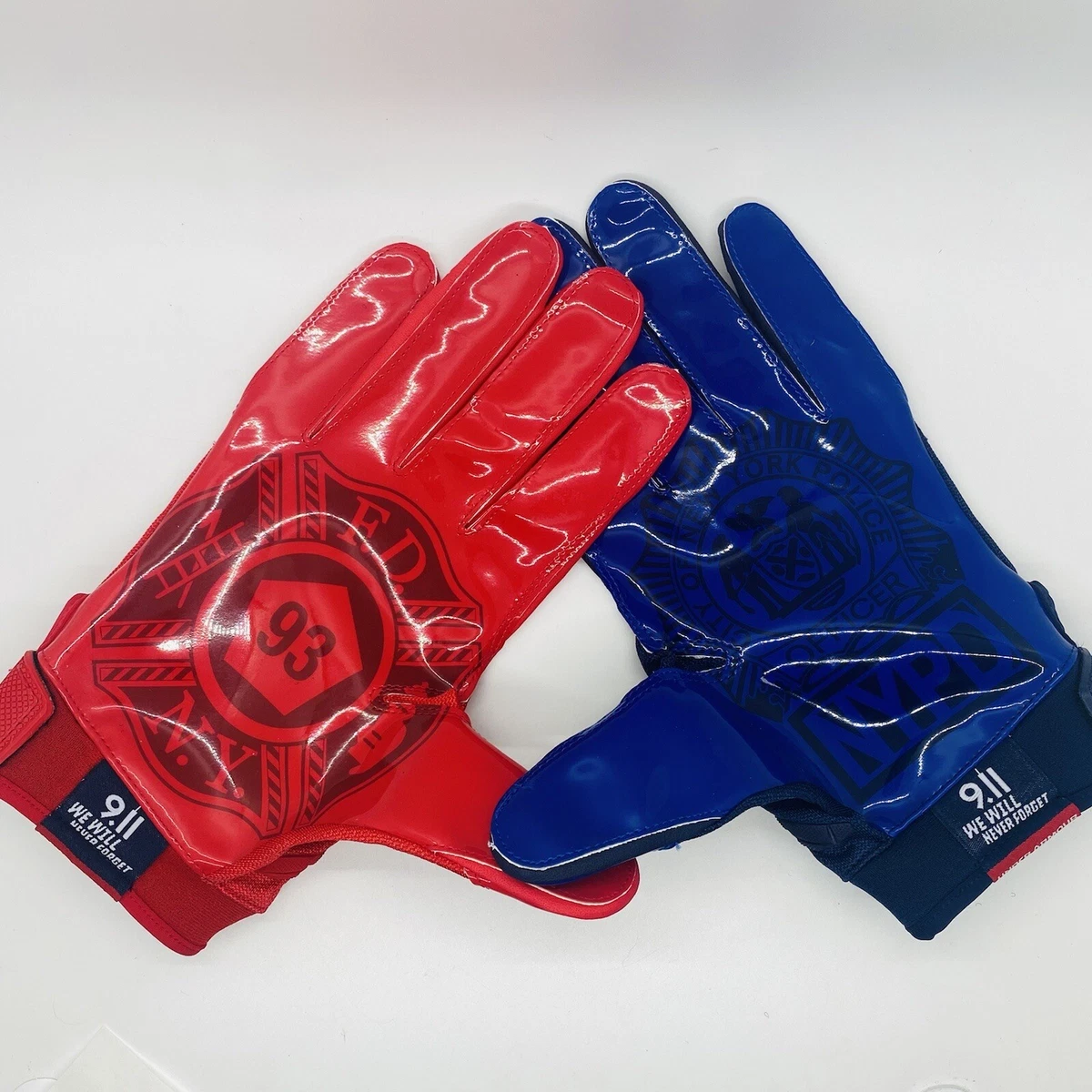 Under armour 2024 football gloves red