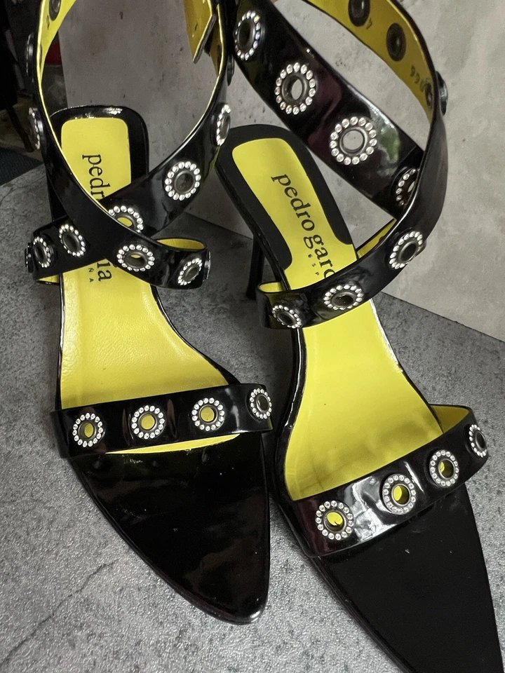 PEDRO GARCIA Black Patent Leather Sandals Heels Size 9.5 - Image 3 of 4