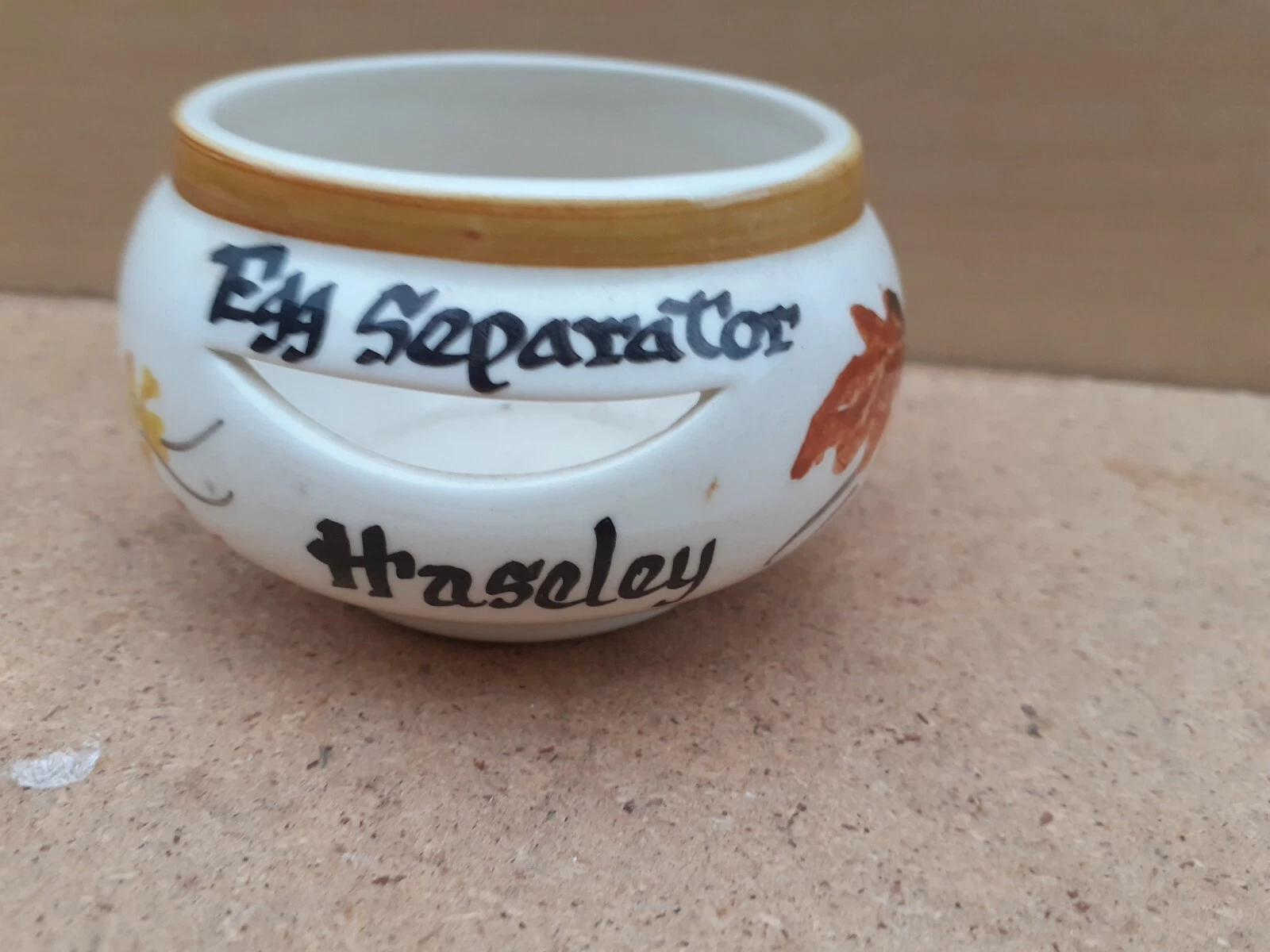 Vintage OldAntique style retro China Ceramic Decorative egg separator Haseley