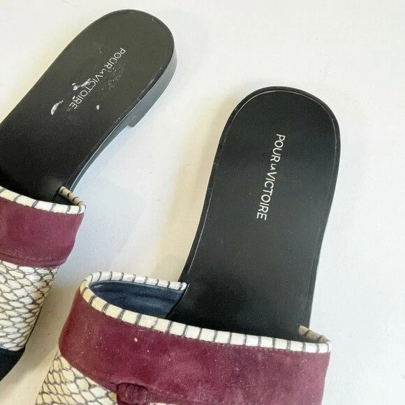 Pour La Victoire Mujer Sin Cordones Serpiente Borlas Tobogán Negro EE. UU. 7 Cuero Plano Foto 3 de 4