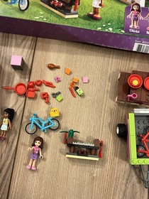 LEGO Friends 3184 Adventure Camper Building Set 100% Complete Retired