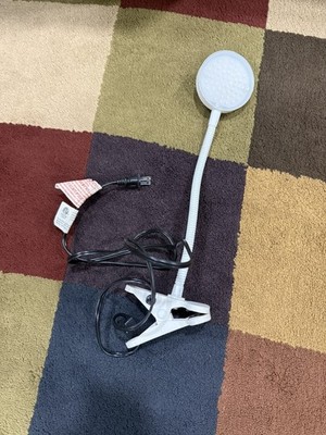 Young Sun Lighting Company Clip On Lamp Model GS5-1814C