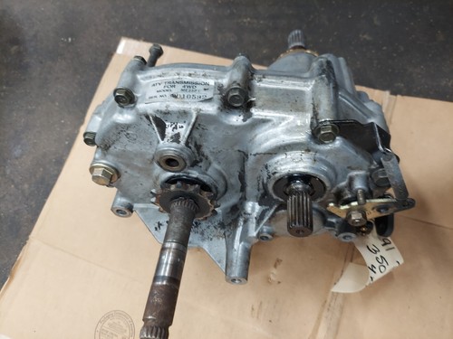 91 90 Polaris Trail Boss 350 L 4x4 Transmission Gear Case ME35P1 4WD - Picture 5 of 6