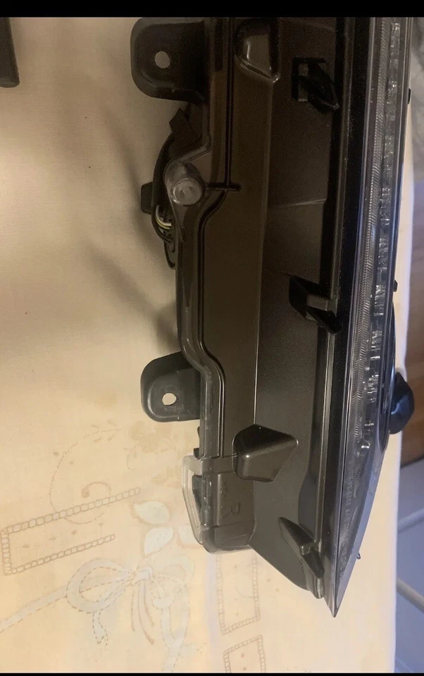 Luz de conducción de repuesto para Lexus NX200t 2015-2017 lado del pasajero Foto 4 de 4