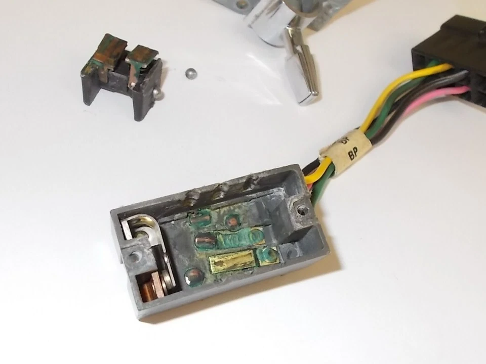 Servicio de reconstrucción para interruptor de faros 67 1967 1968 68 Chrysler Imperial Foto 2 de 4