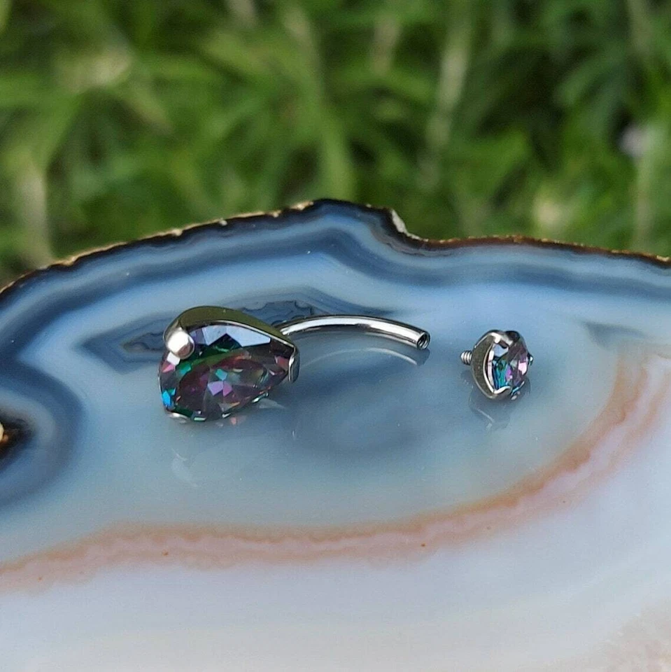 ЖЕНСКОЕ КОЛЬЦО ДЛЯ ЖИВОТА С АЛЕКСАНДРИТОМ ЛАБОРАТОРНОЙ ОГРАНКИ 2,50 КАРАТА БЕЛОЕ ЗОЛОТО 14 КАРАТ - Изображение 3 из 4