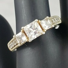 Vintage Sterling Silver Vermeil 5mm Sparkling CZ Gemstone Ring Size 6.75