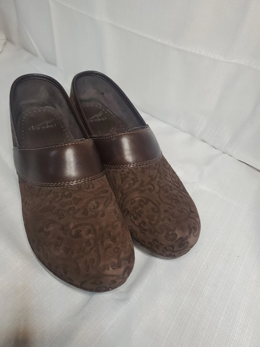 Dansko deals estate 2019