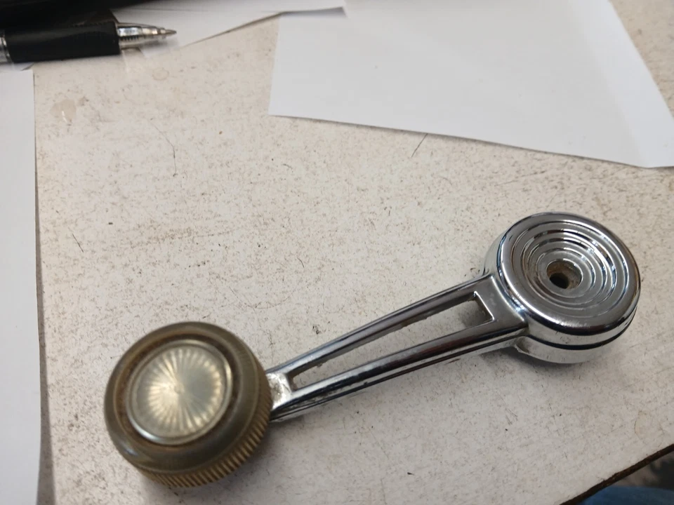 Ford Mustang Cougar 1971-1973 manivela de ventana - D6ab-602334-aa - transparente Foto 2 de 4